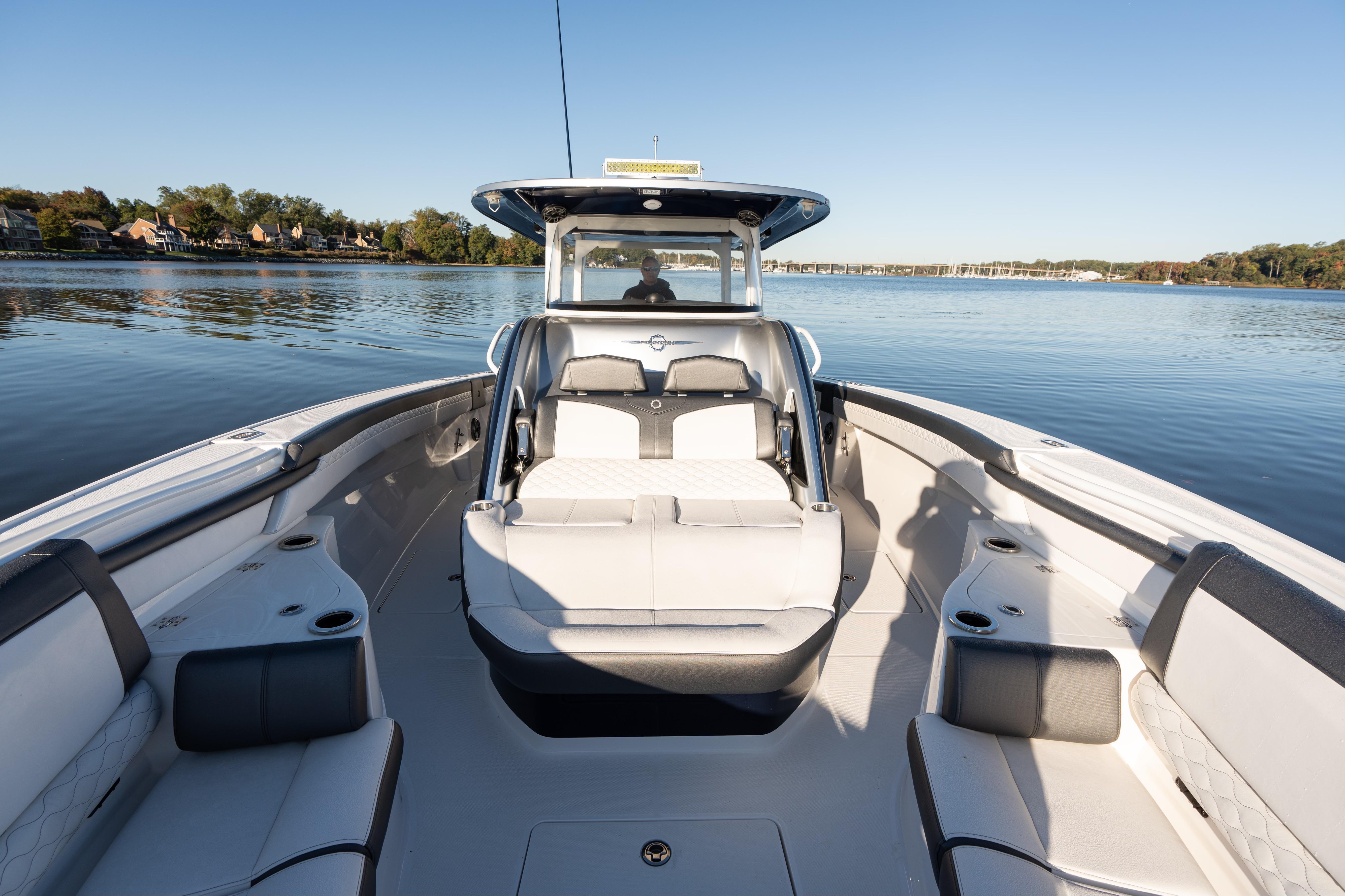 2022 Fountain 43 NX - 26