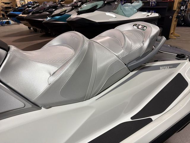 2026 Sea-Doo GTX Limited 325 - 17