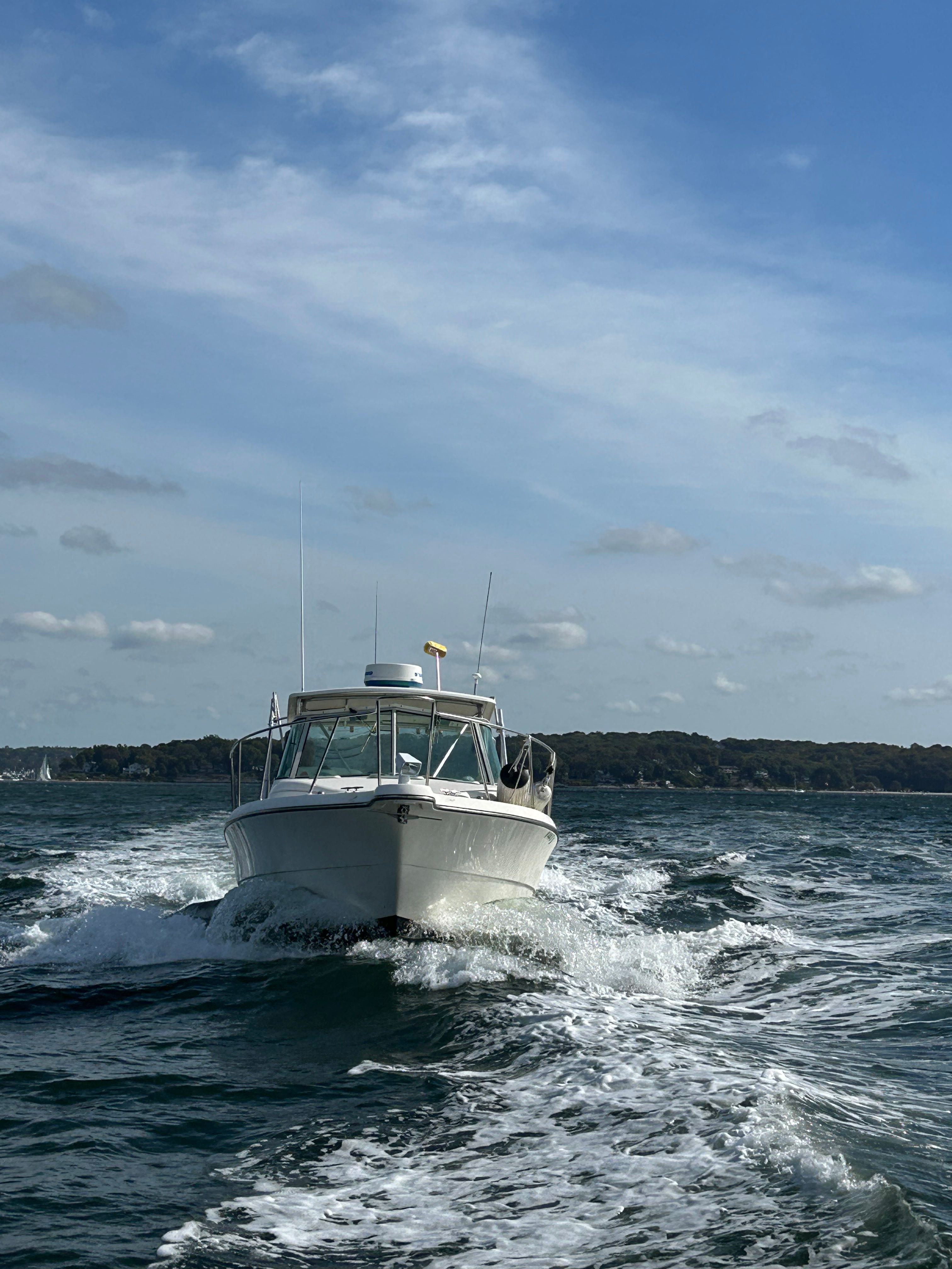 2001 Pursuit 3000 Express