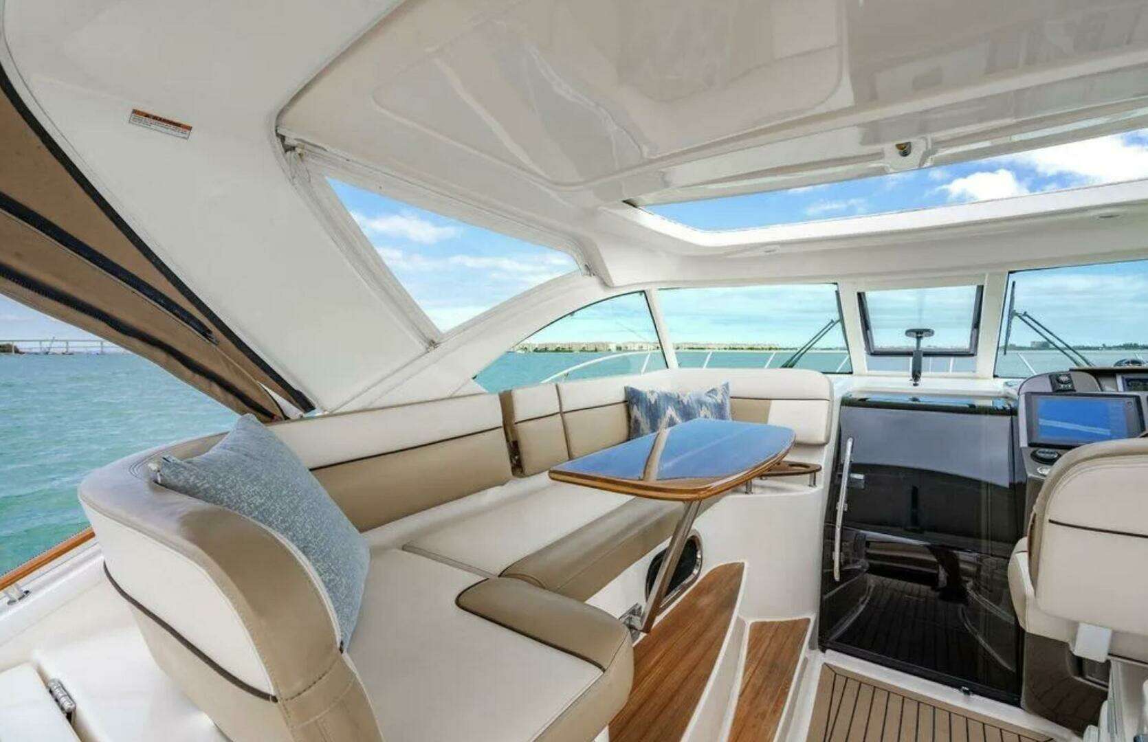 2013 Tiara Yachts 36 Coronet - Image 21