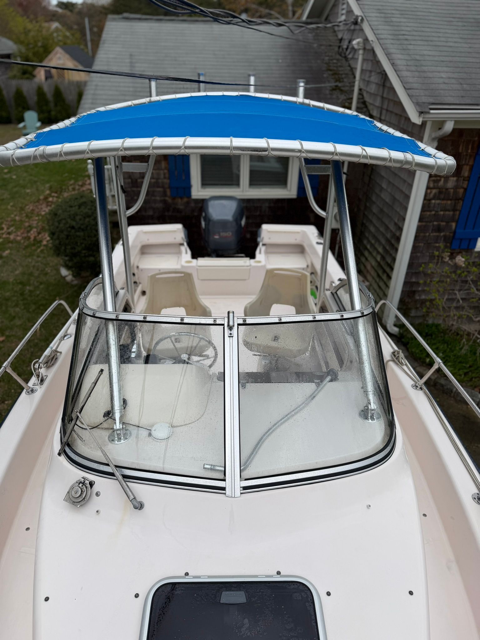 2000 Grady-White Adventure 208 - 10