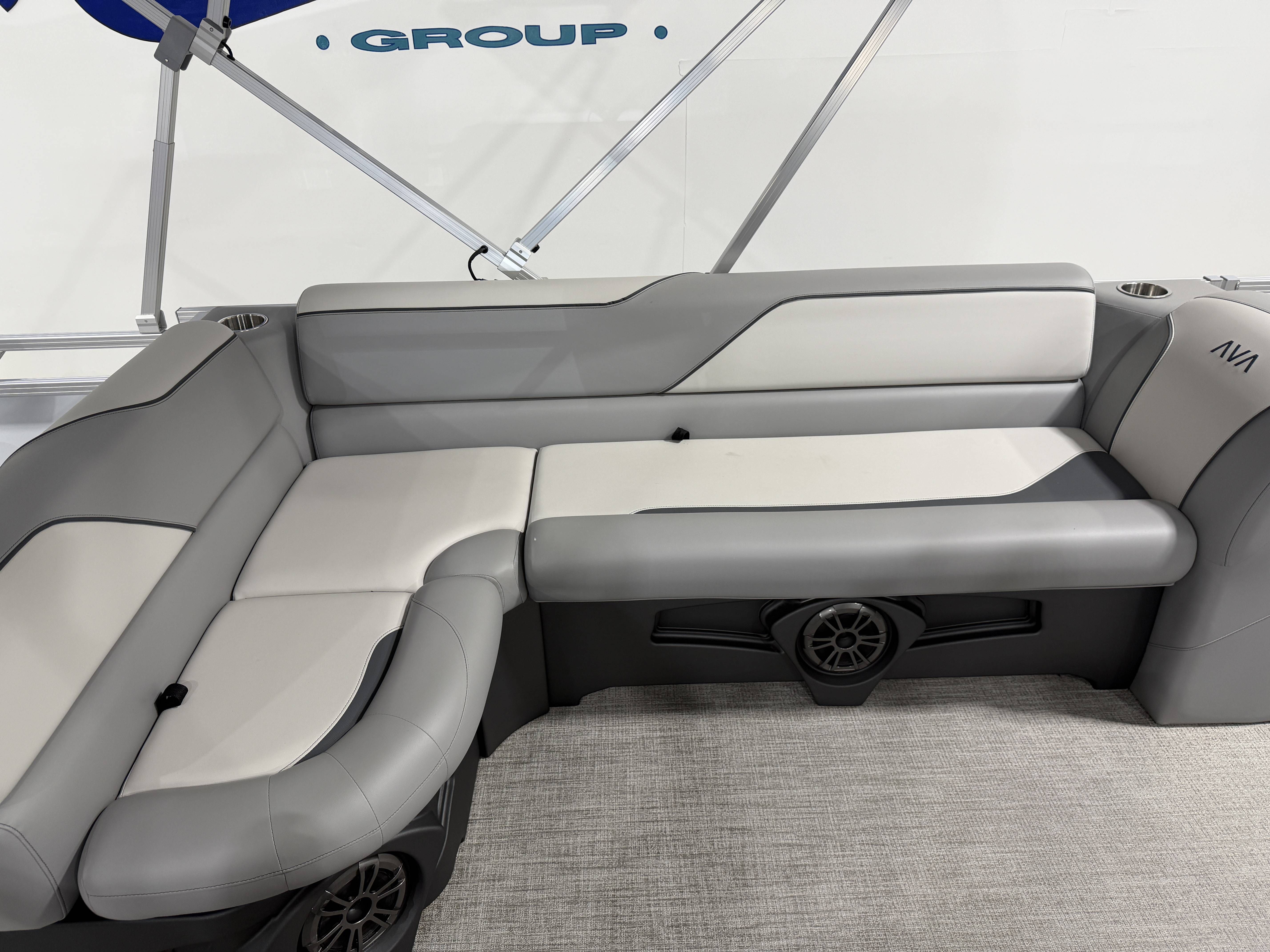 2026 Avalon Venture 85 Quad Fish - 21' - 18