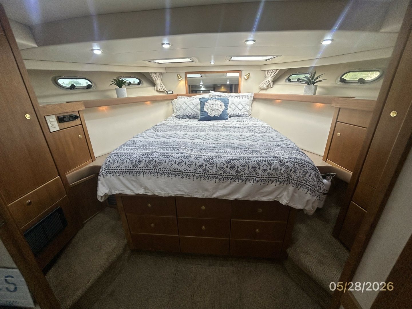 1998 Bayliner 4788 - Image 62