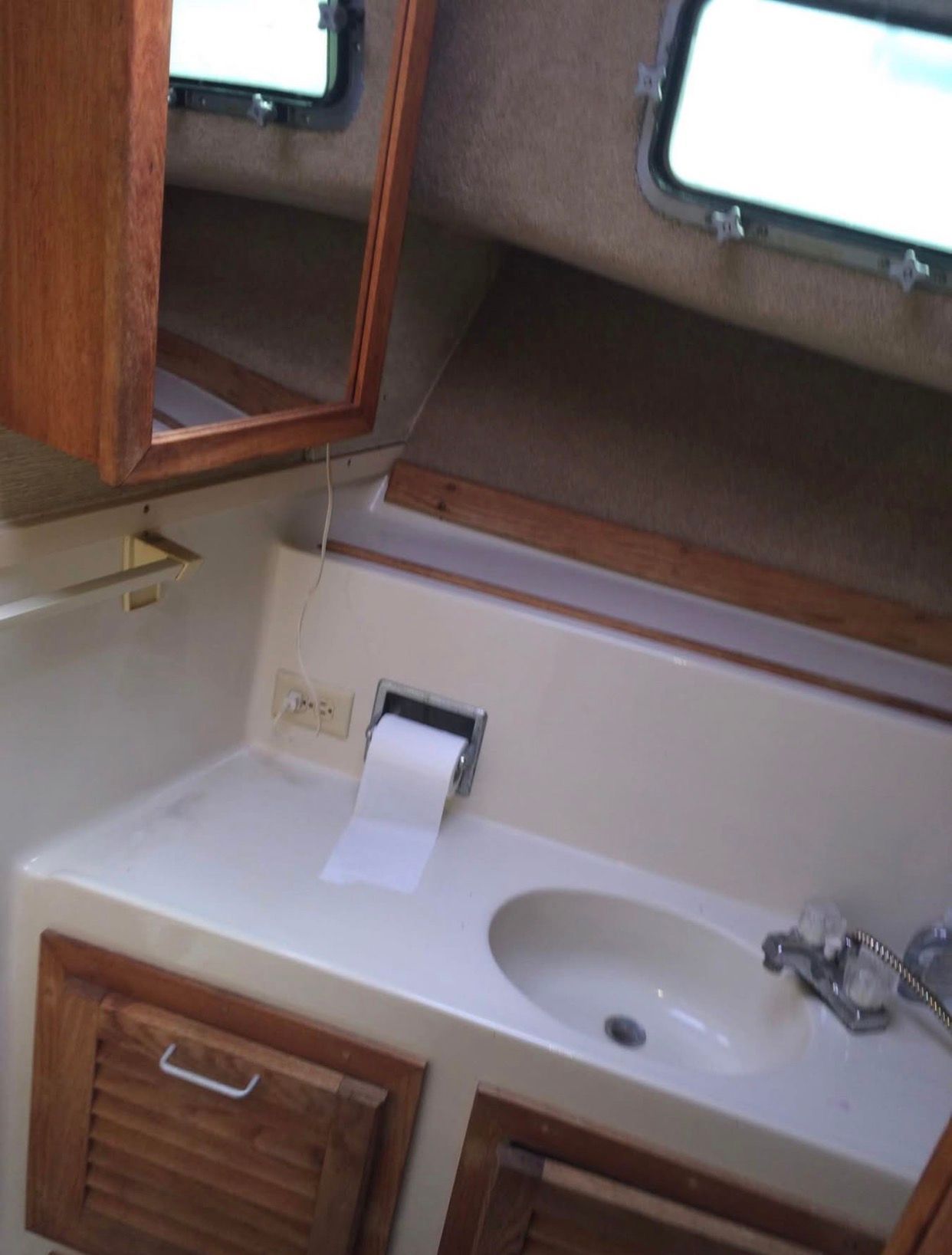 1985 Mainship DC 40 - 10