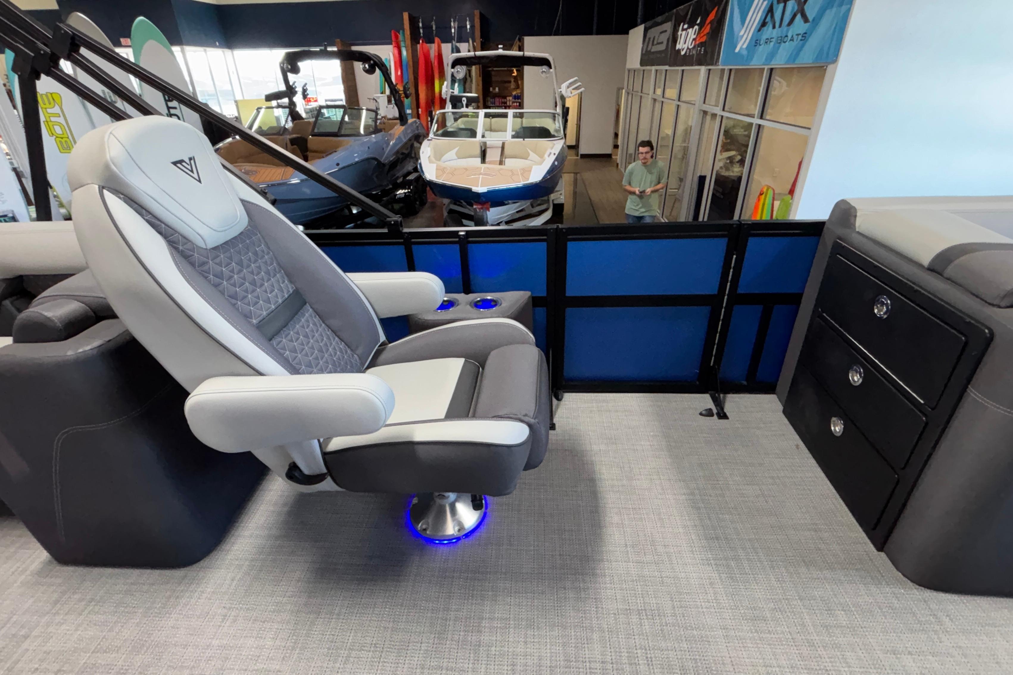 Luxurious Viaggio Z24U 2026 boat interior with plush seating and modern design.