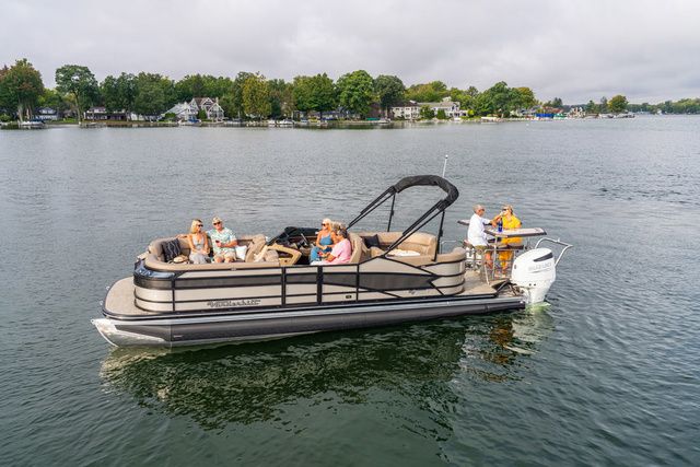 2026 Vanderbilt 700T - 2