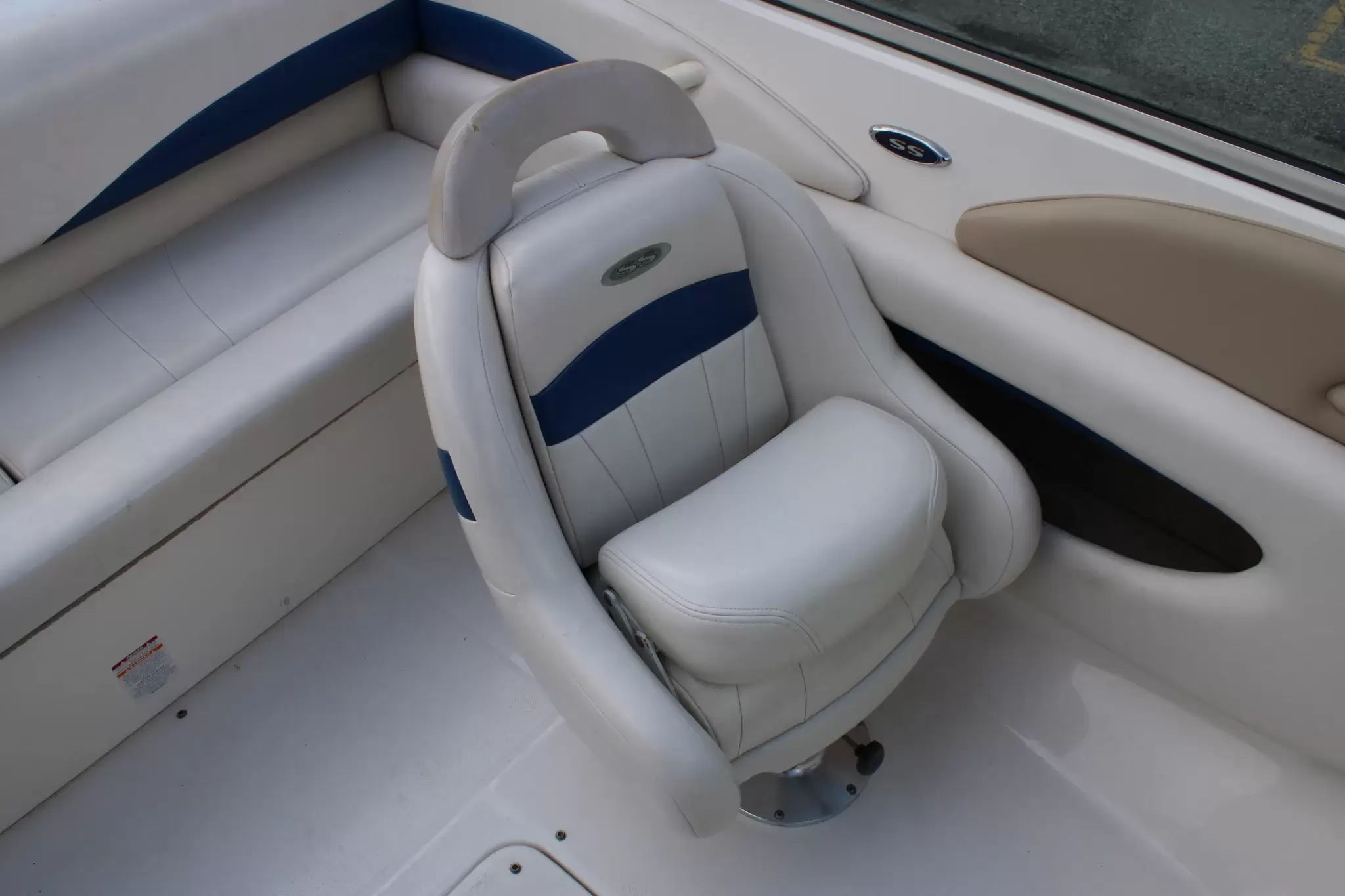2002 Chaparral 188 SS - 15