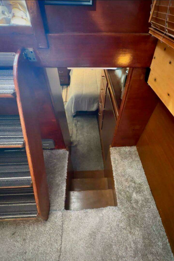 1960 Chris-Craft 45 Constellation - Image 27