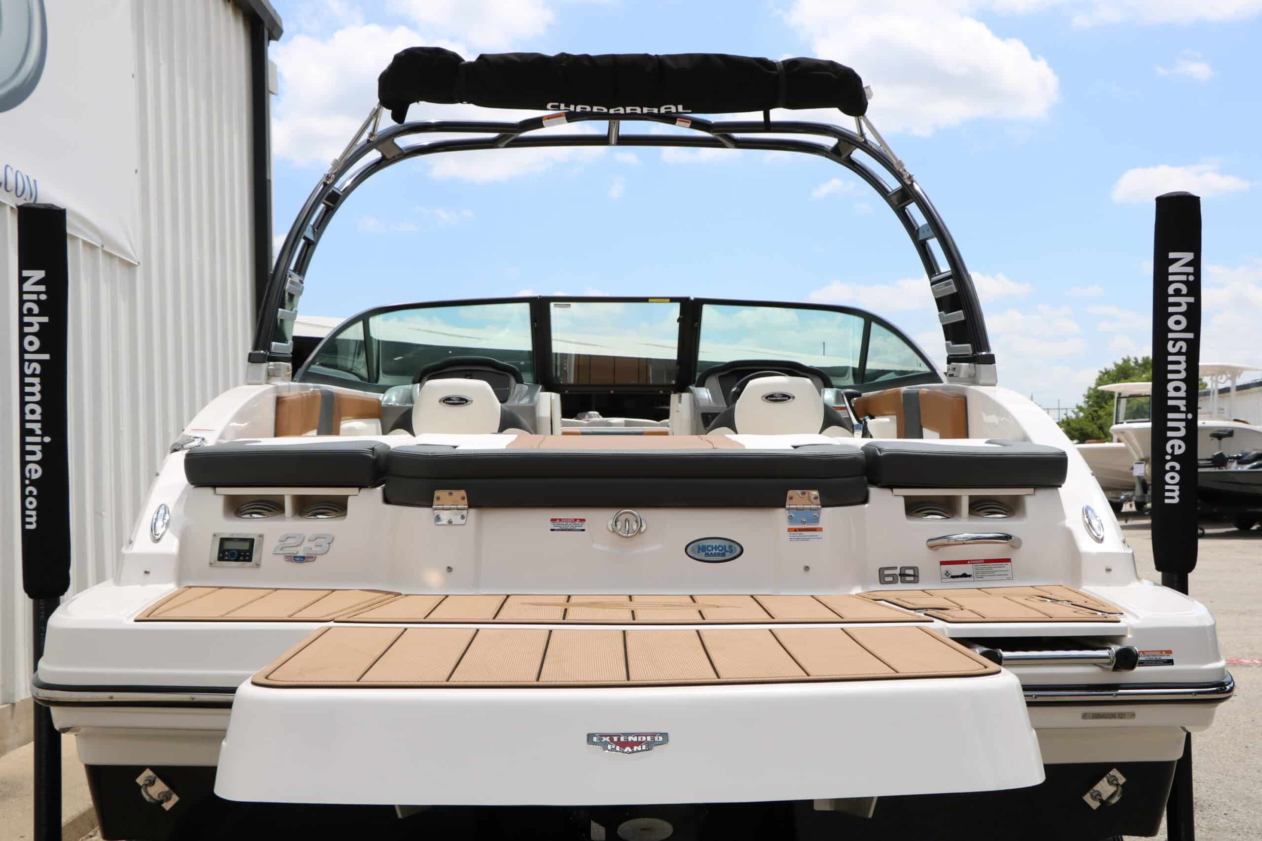 2025 Chaparral 23 SSi - 12