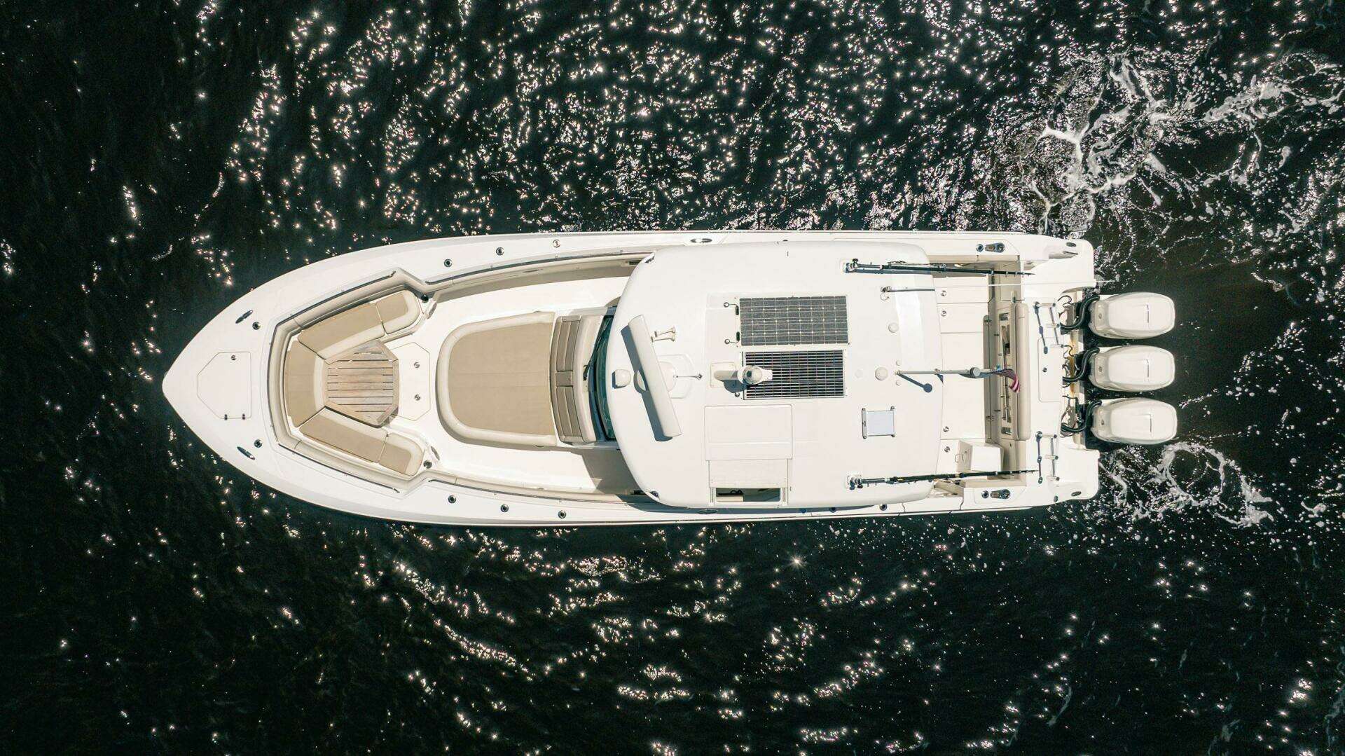 2018 Boston Whaler 380 Outrage - Image 55