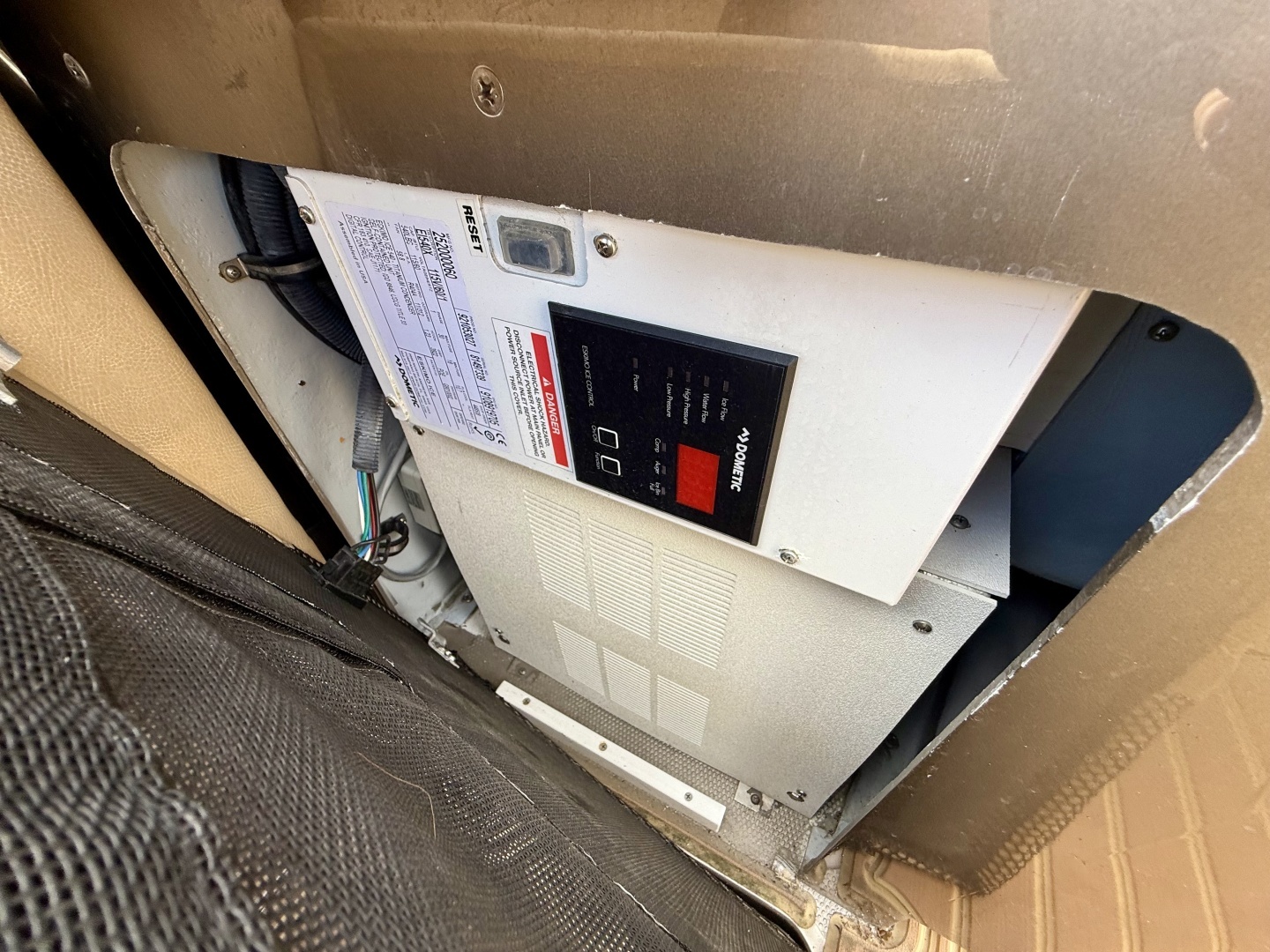 2020 Nor-Tech 550 SPORT CENTER CONSOLE - Image 27