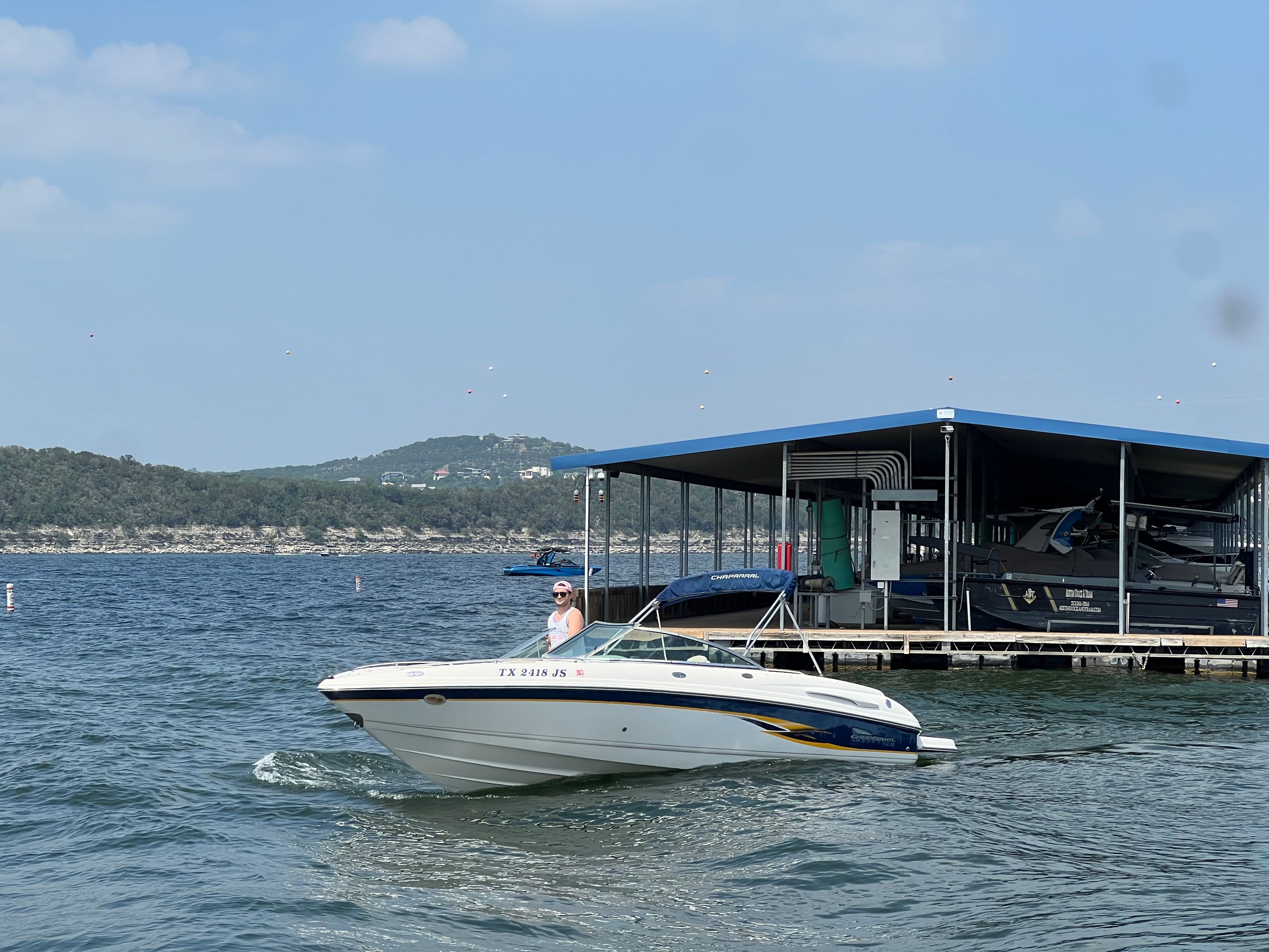 2002 Chaparral 220 SSi Wide Tech - 8