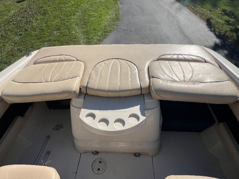 1999 Sea Ray 230 Overnighter - 62