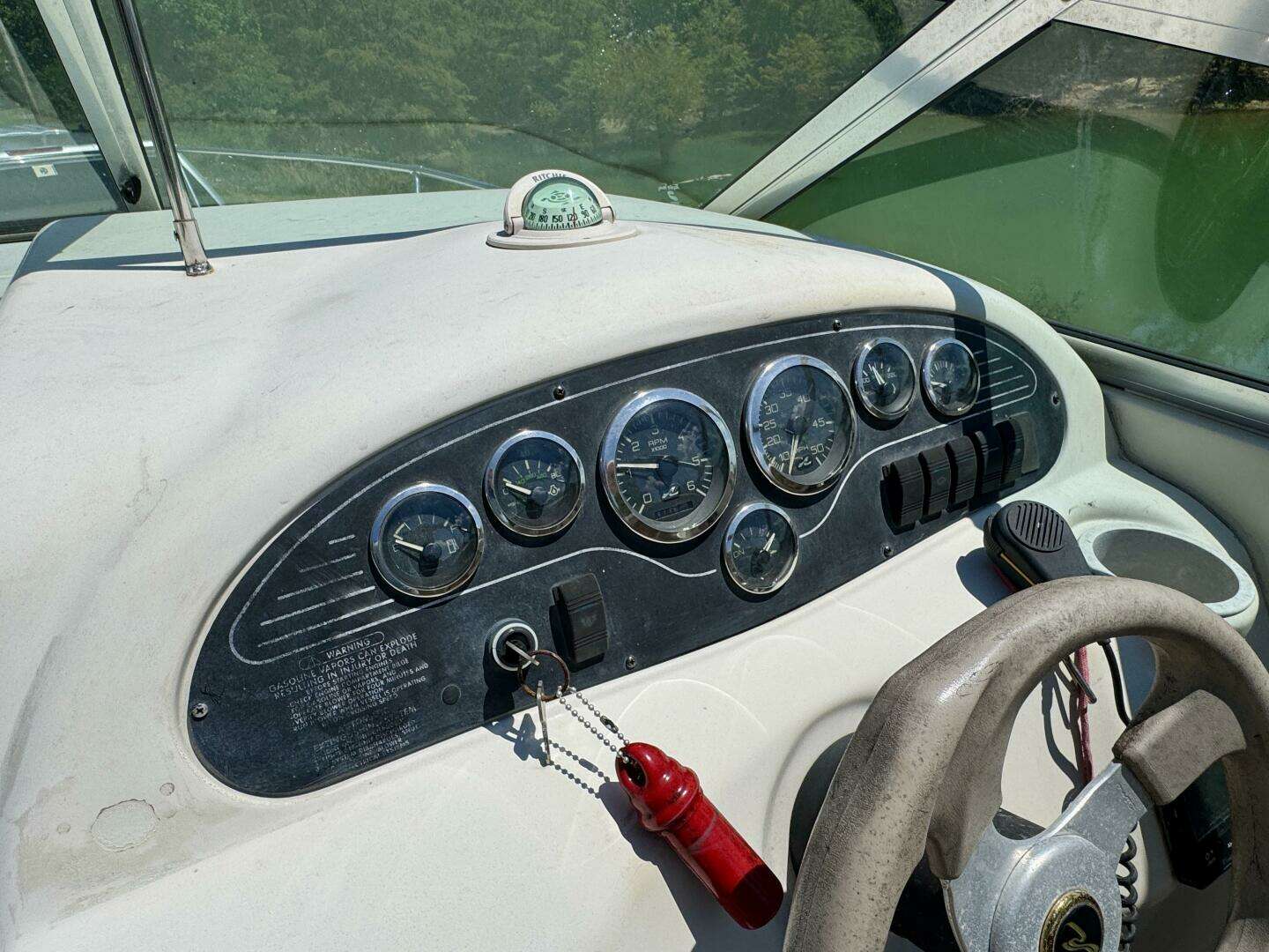 1999 Sea Ray 215 Express Cruiser - Image 29