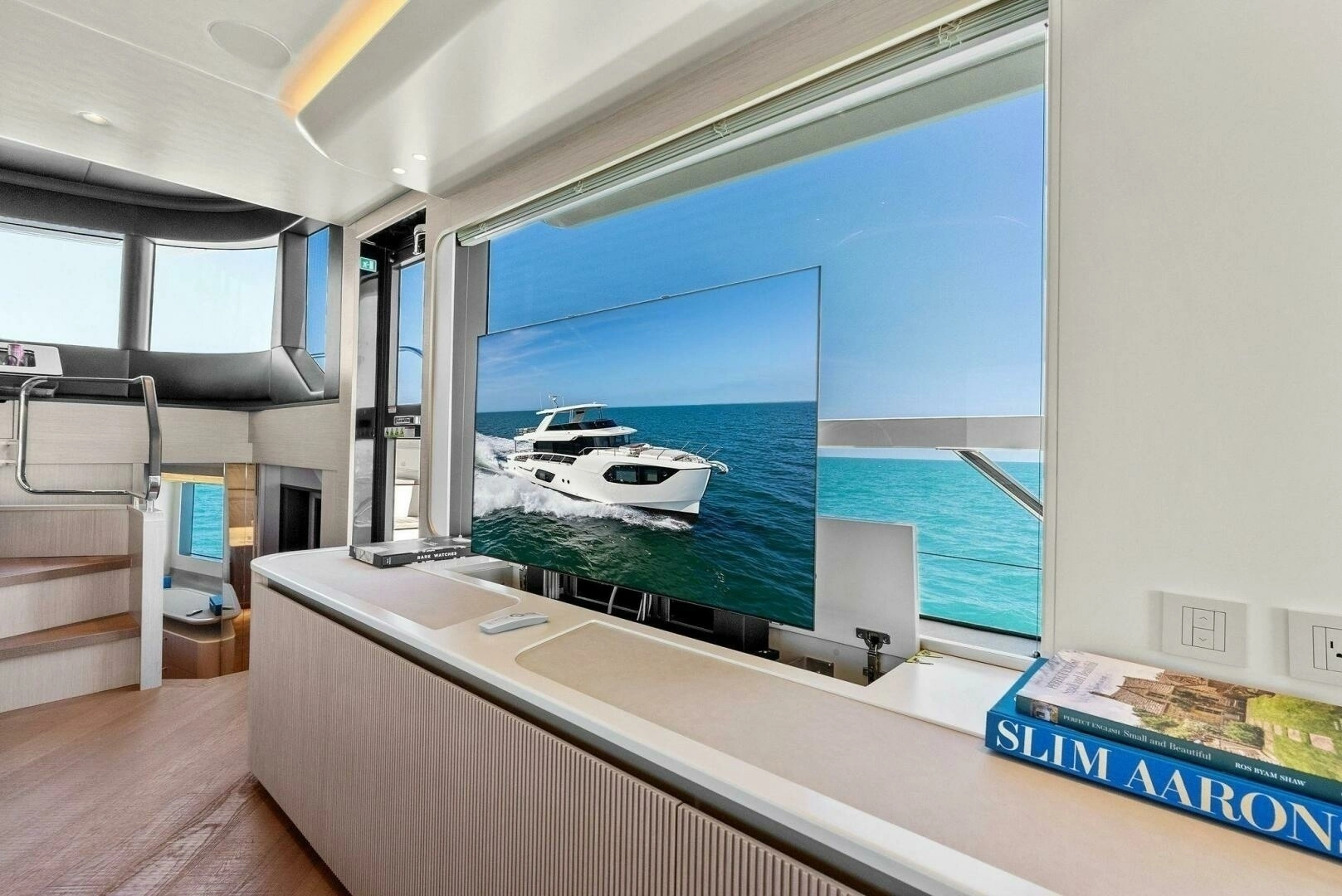 2026 Absolute 70 Navetta - Image 11