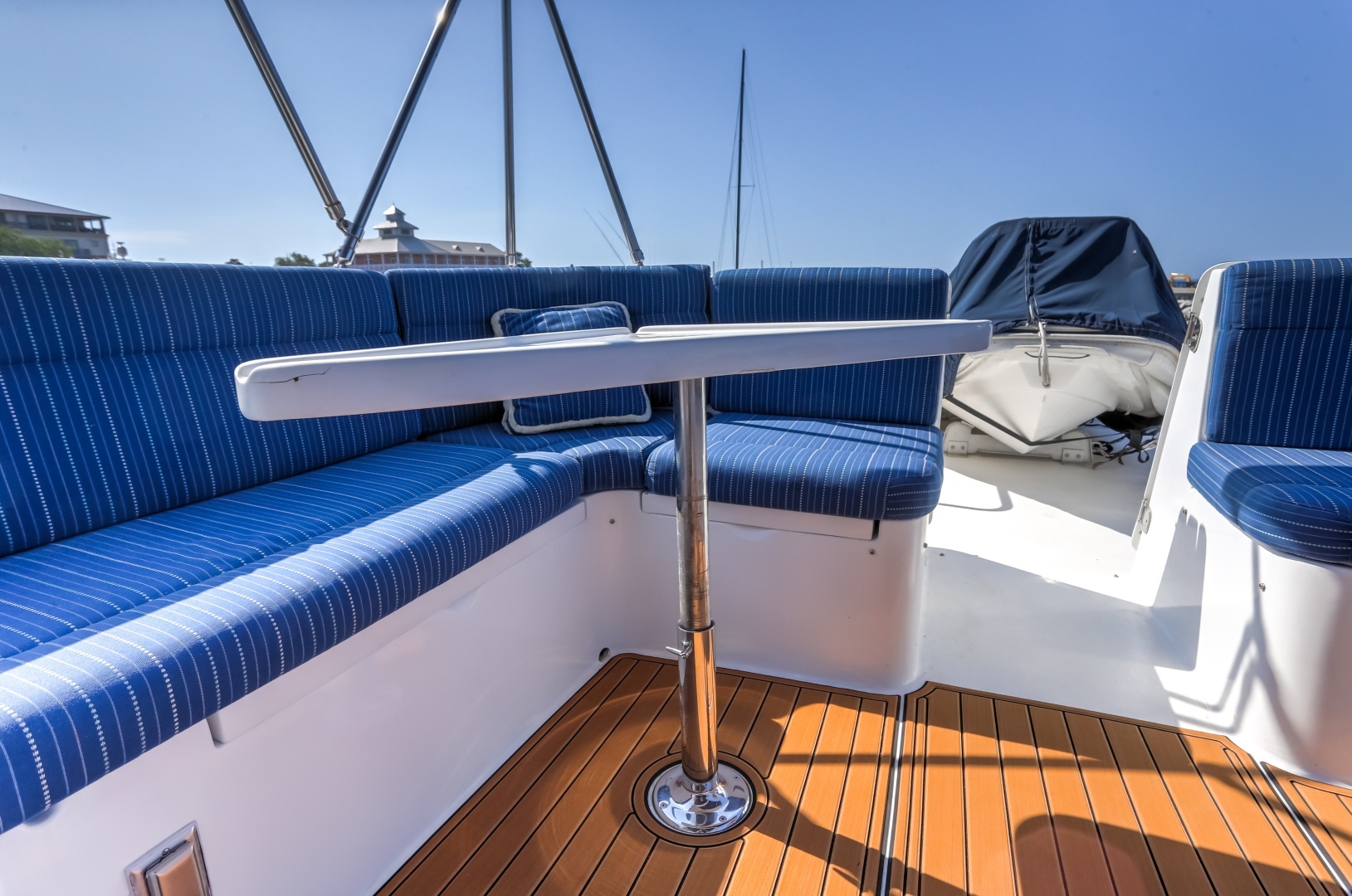 2003 Jefferson 57 Pilothouse - Image 35