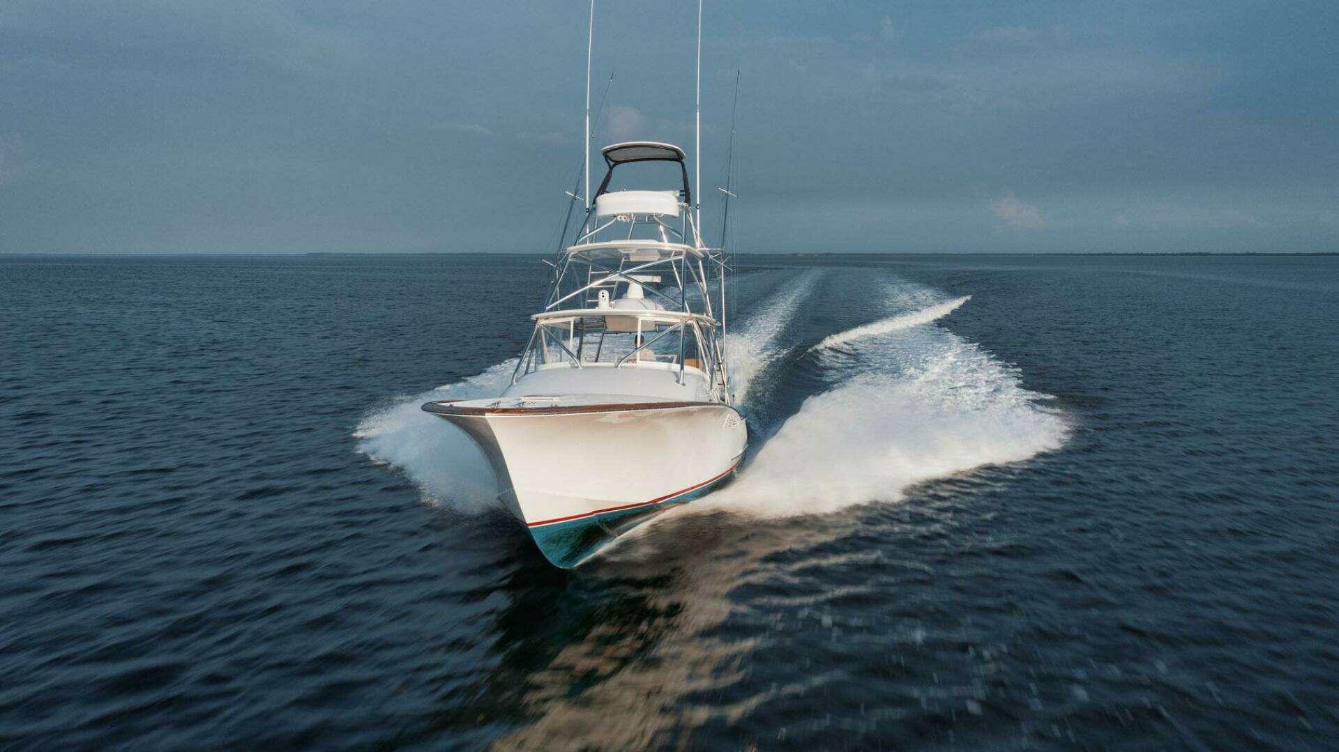 2016 F&S 40 Open Express - Image 4