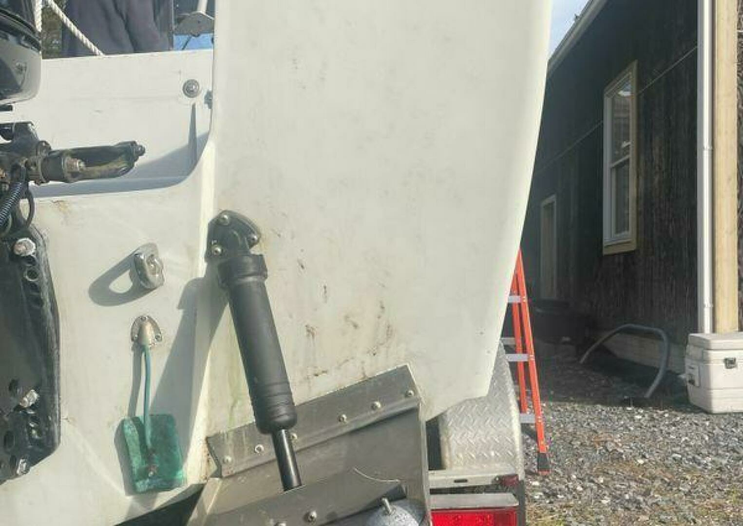 1990 Boston Whaler Frontier - Image 20