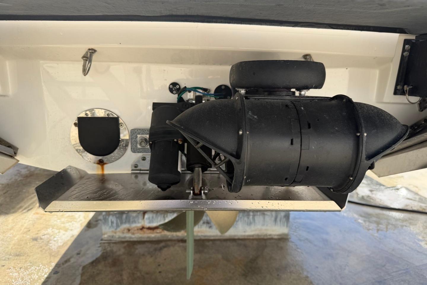 2023 MasterCraft X24 boat propulsion system close-up, showcasing advanced engineering.