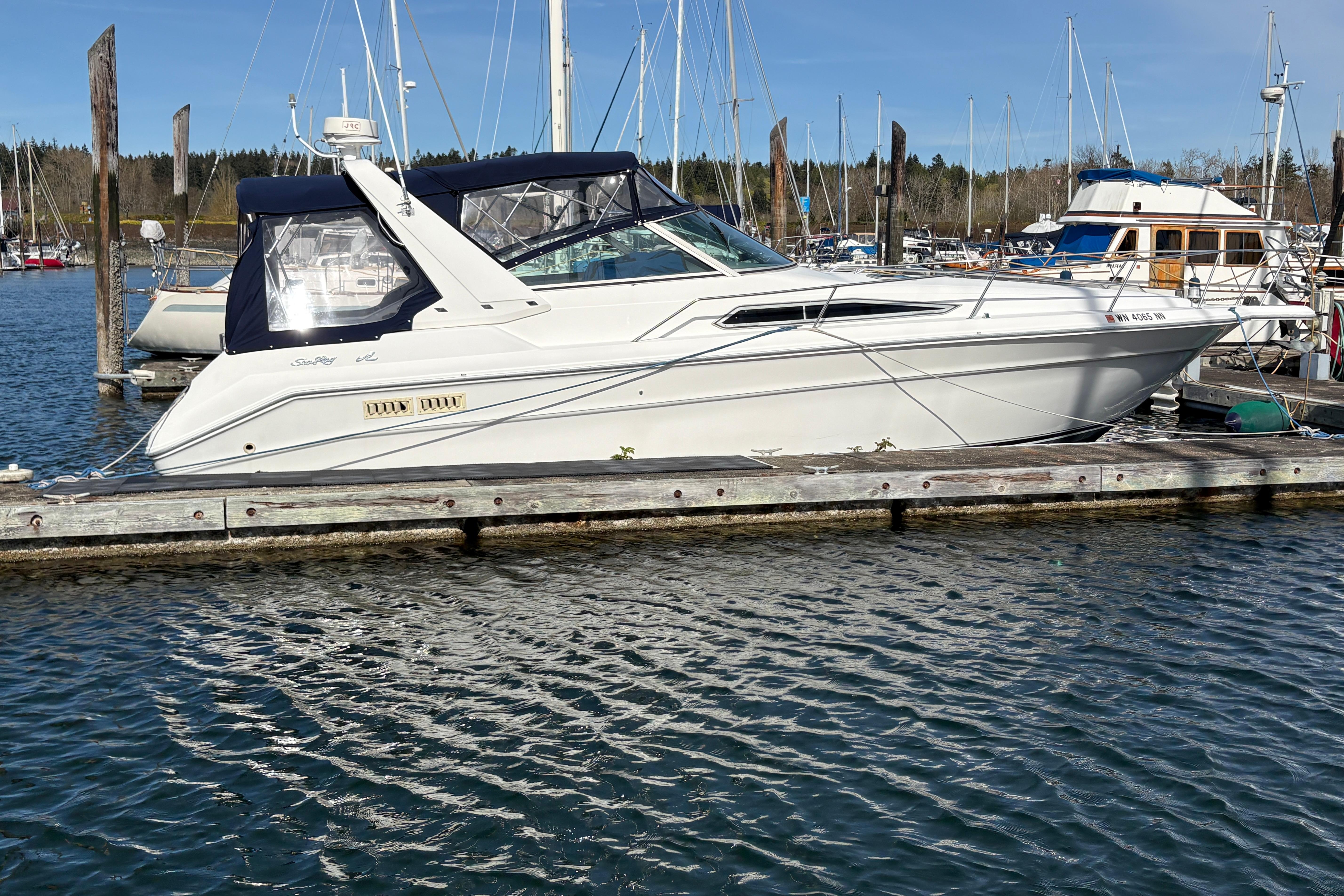 1993 Sea Ray Sundancer 330