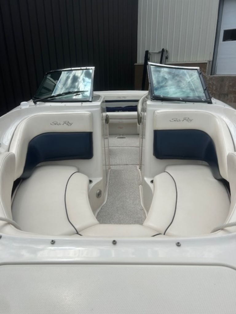 2005 Sea Ray 240 Select - 4