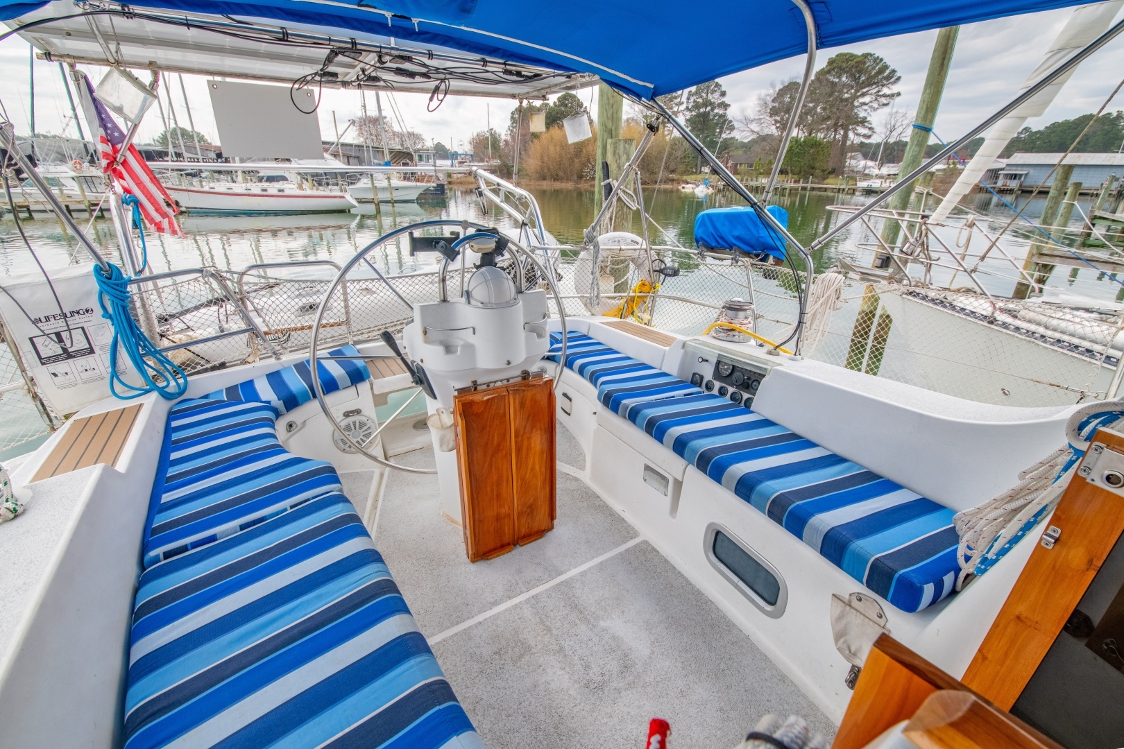 2002 Beneteau 393 - Image 25