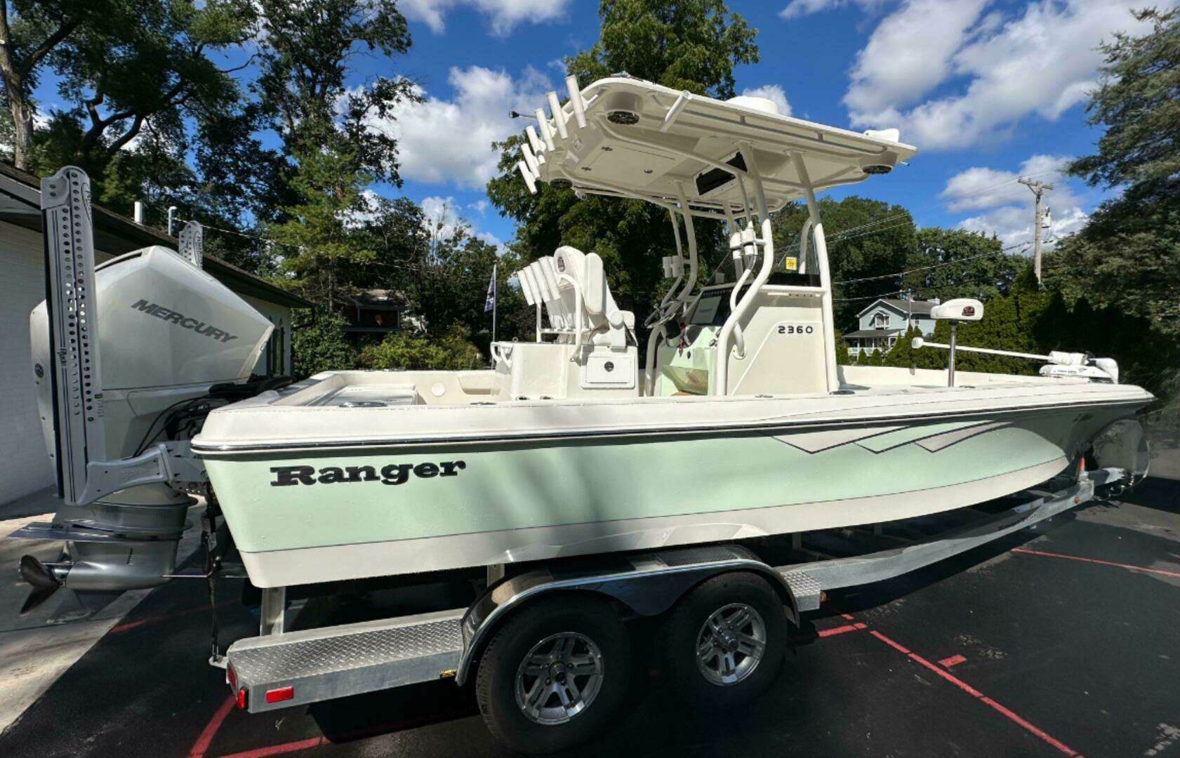 2022 Ranger 2360 - Image 15