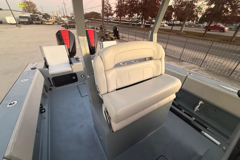 2019 Metal Shark 28 CC boat interior with dual seats and modern design.
