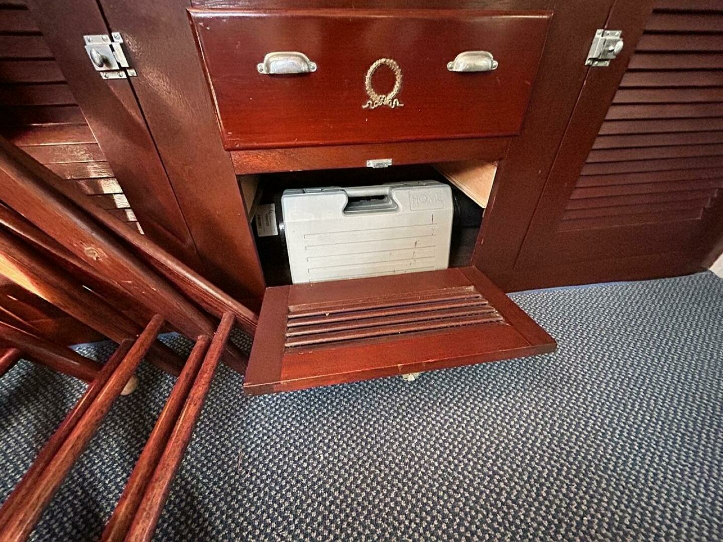 1930 Classic ACF 47'  Motor Yacht - Image 10
