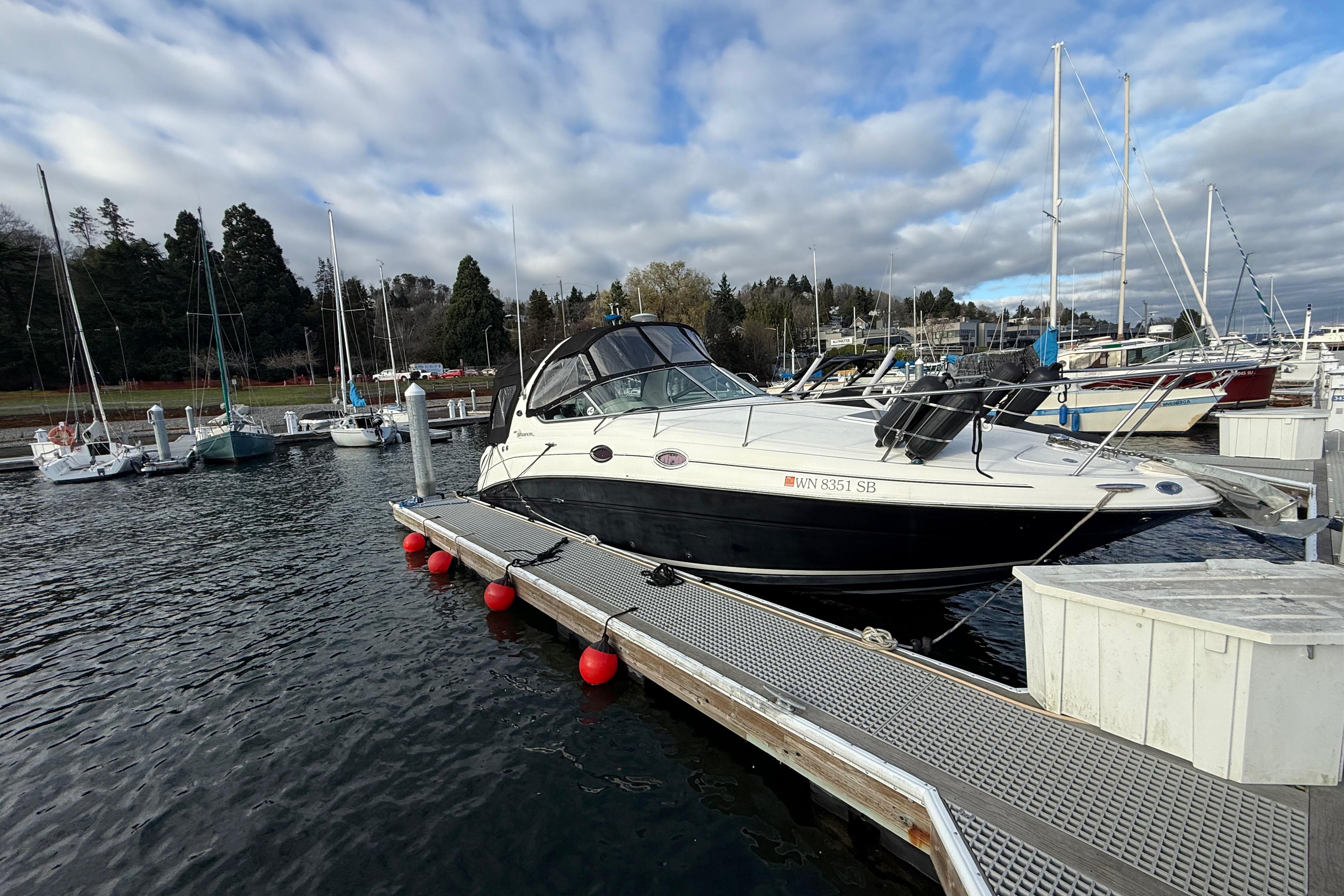 2007 Sea Ray 280 Cuddy Cabin