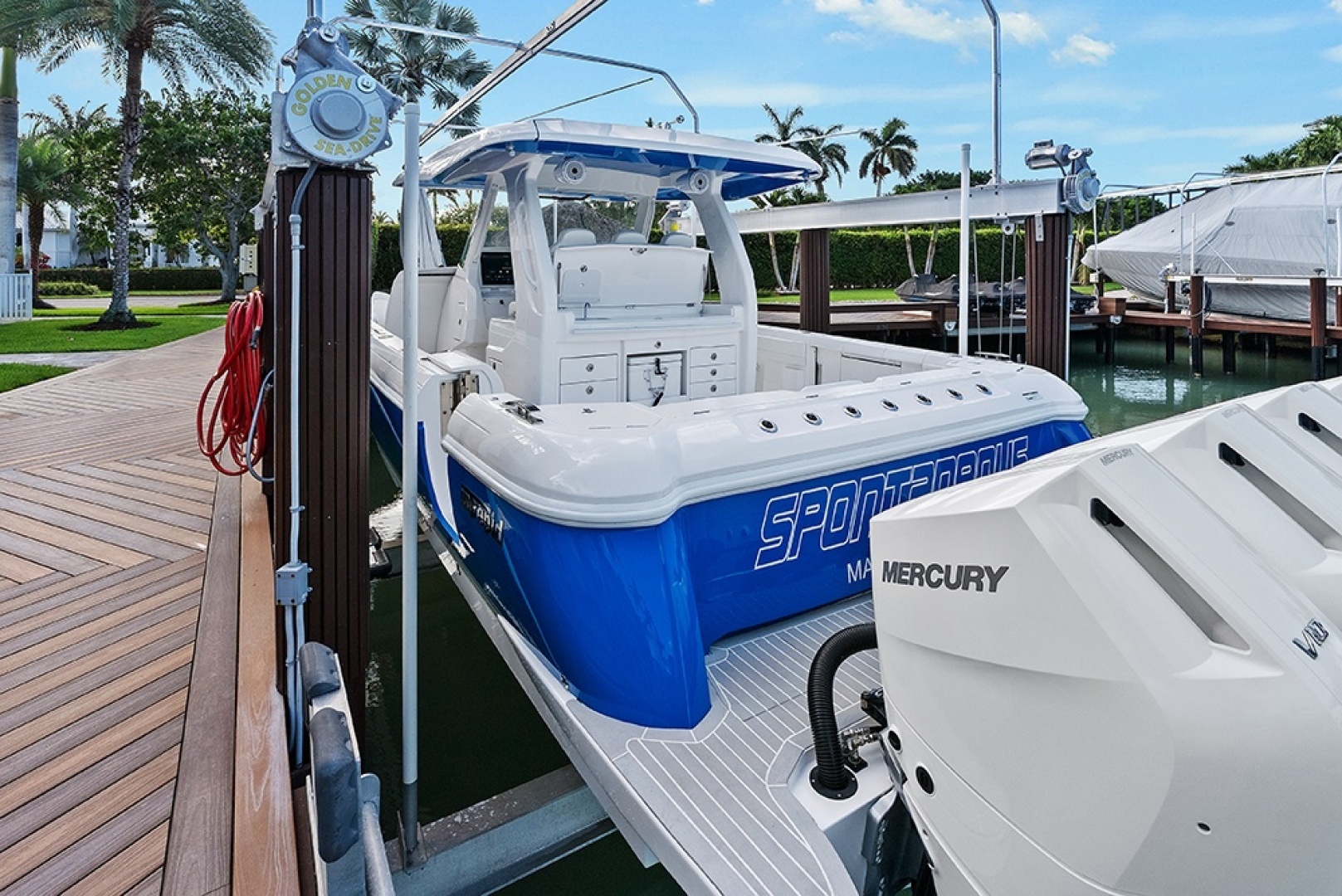 2022 Intrepid 427 Nomad FE - Image 63