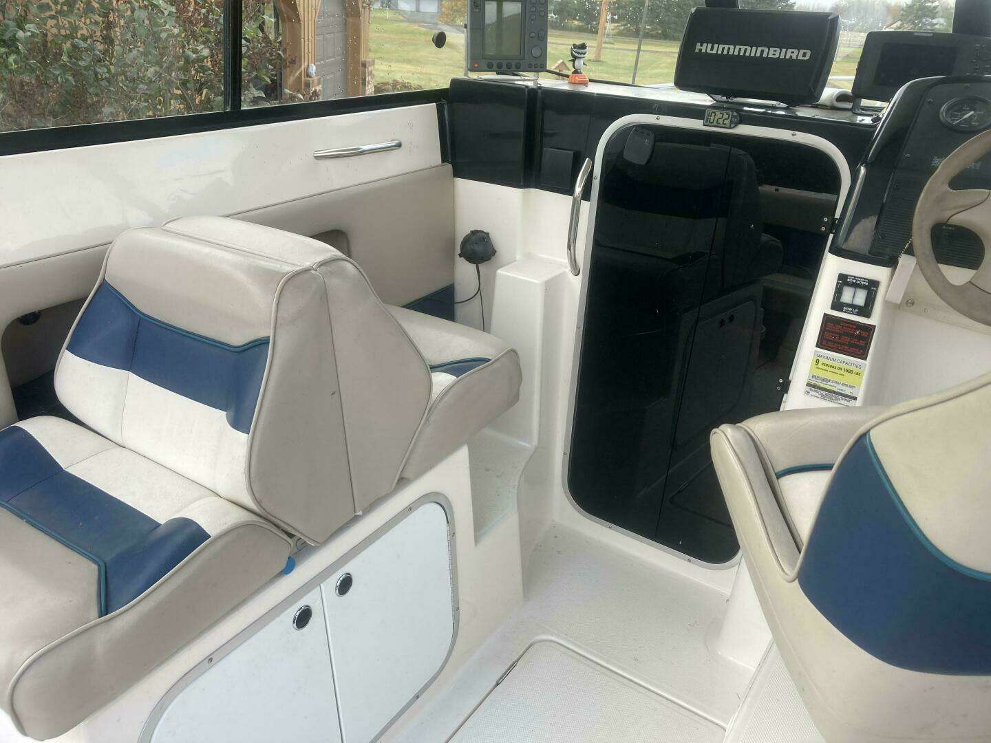 1996 Bayliner 2252 - Image 3