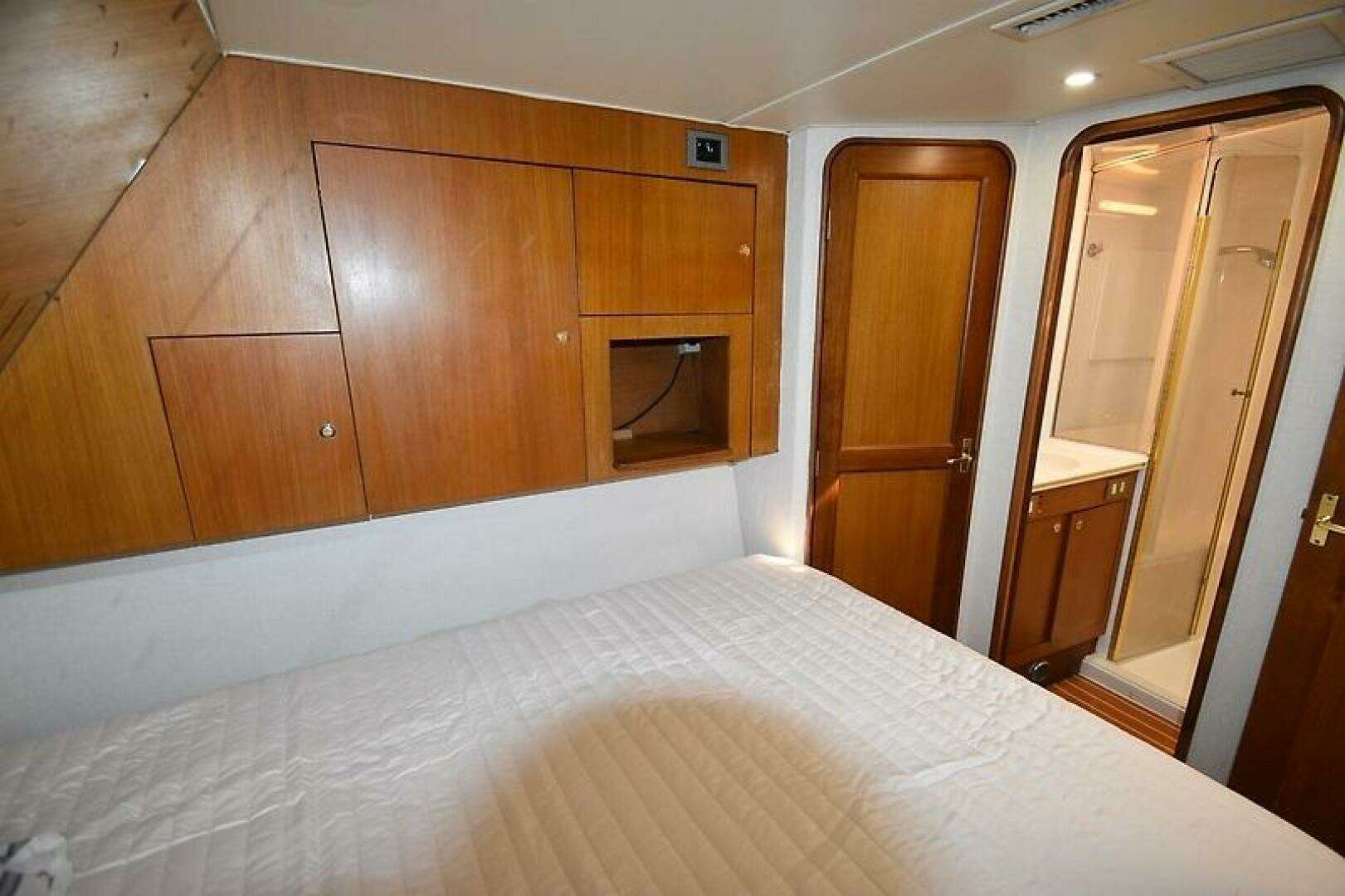 1997 Ocean 48 Convertible - Image 33