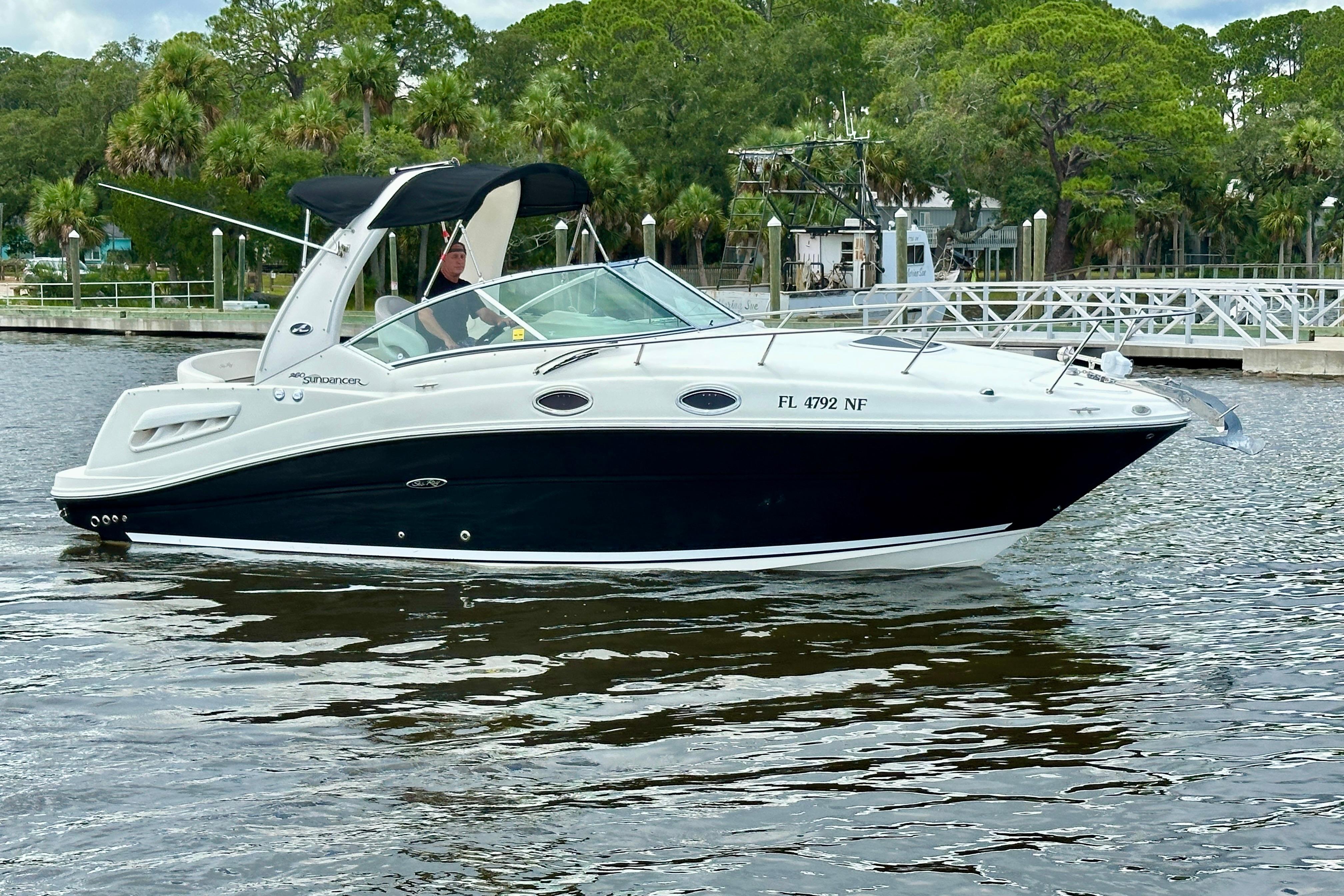 2006 Sea Ray Sundancer 260
