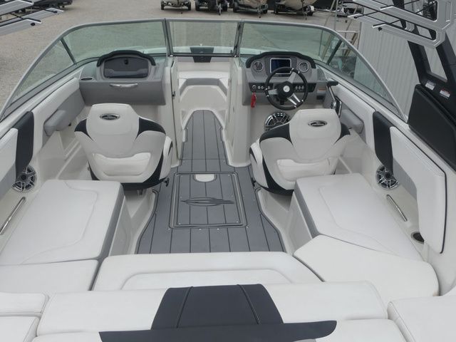 2021 Chaparral 23 Surf - 31