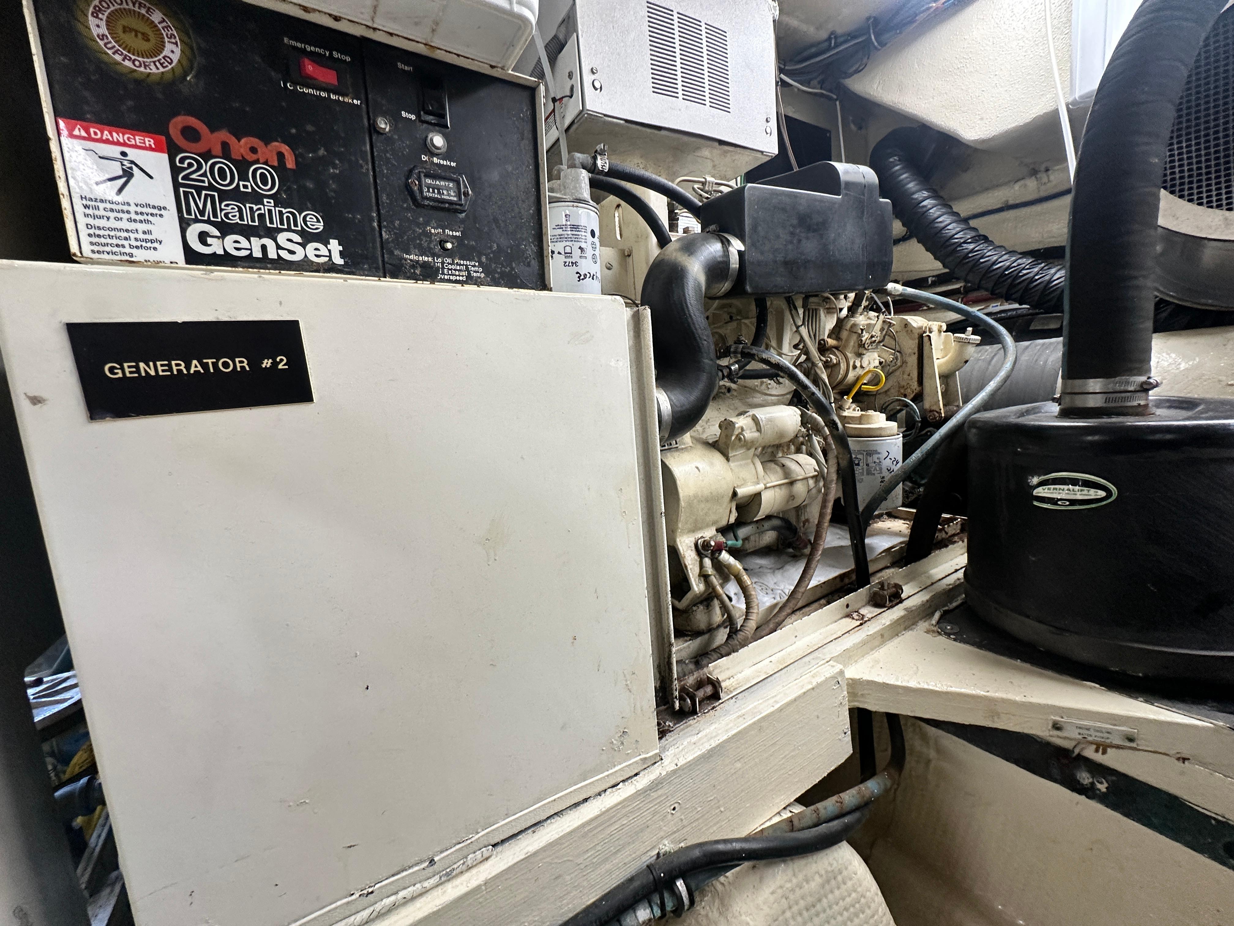 1988 Hatteras 65 Convertible - 125