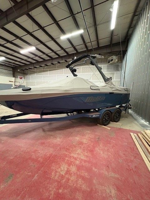 2022 Malibu Wakesetter 23 LSV - 2