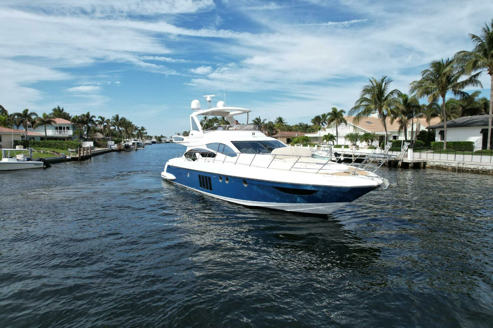2015 Azimut 64 Flybridge - Image 2