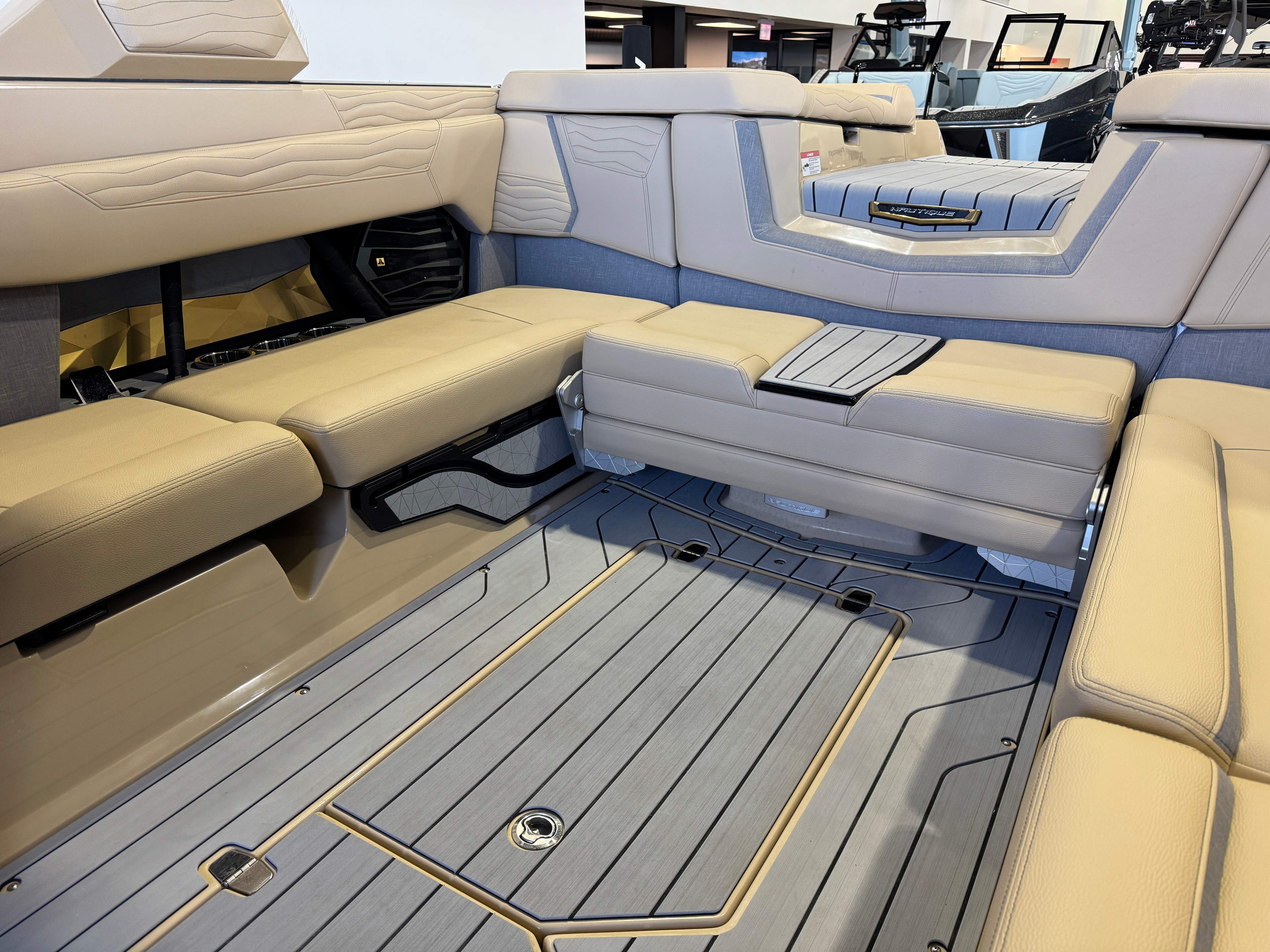 2025 Nautique Super Air Nautique G23 - 14