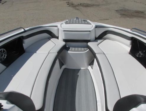 2019 Yamaha Boats AR240 - 4