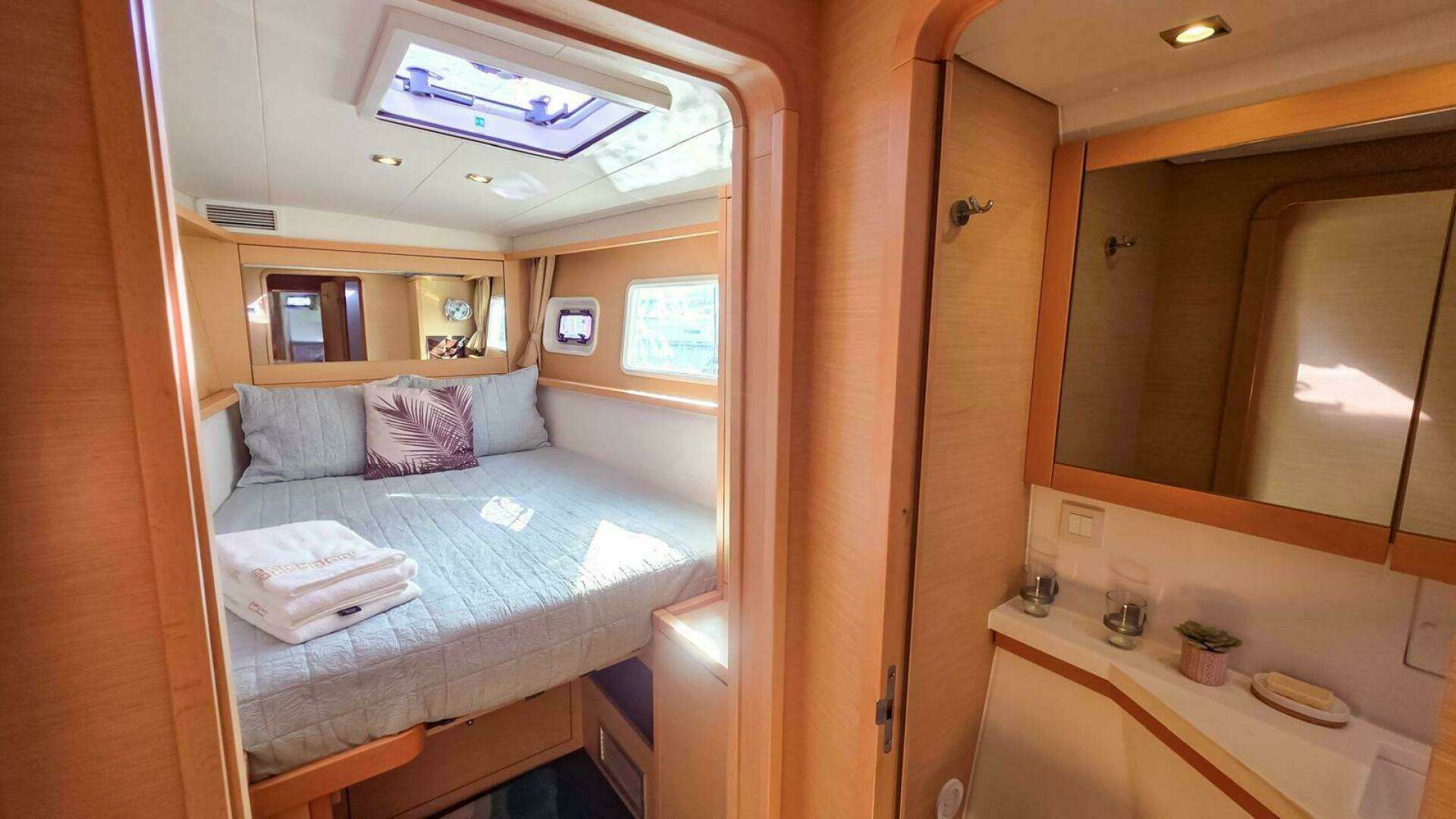 2016 Lagoon 450 - Image 14