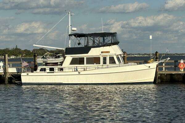 1991 Grand Banks 42 Classic