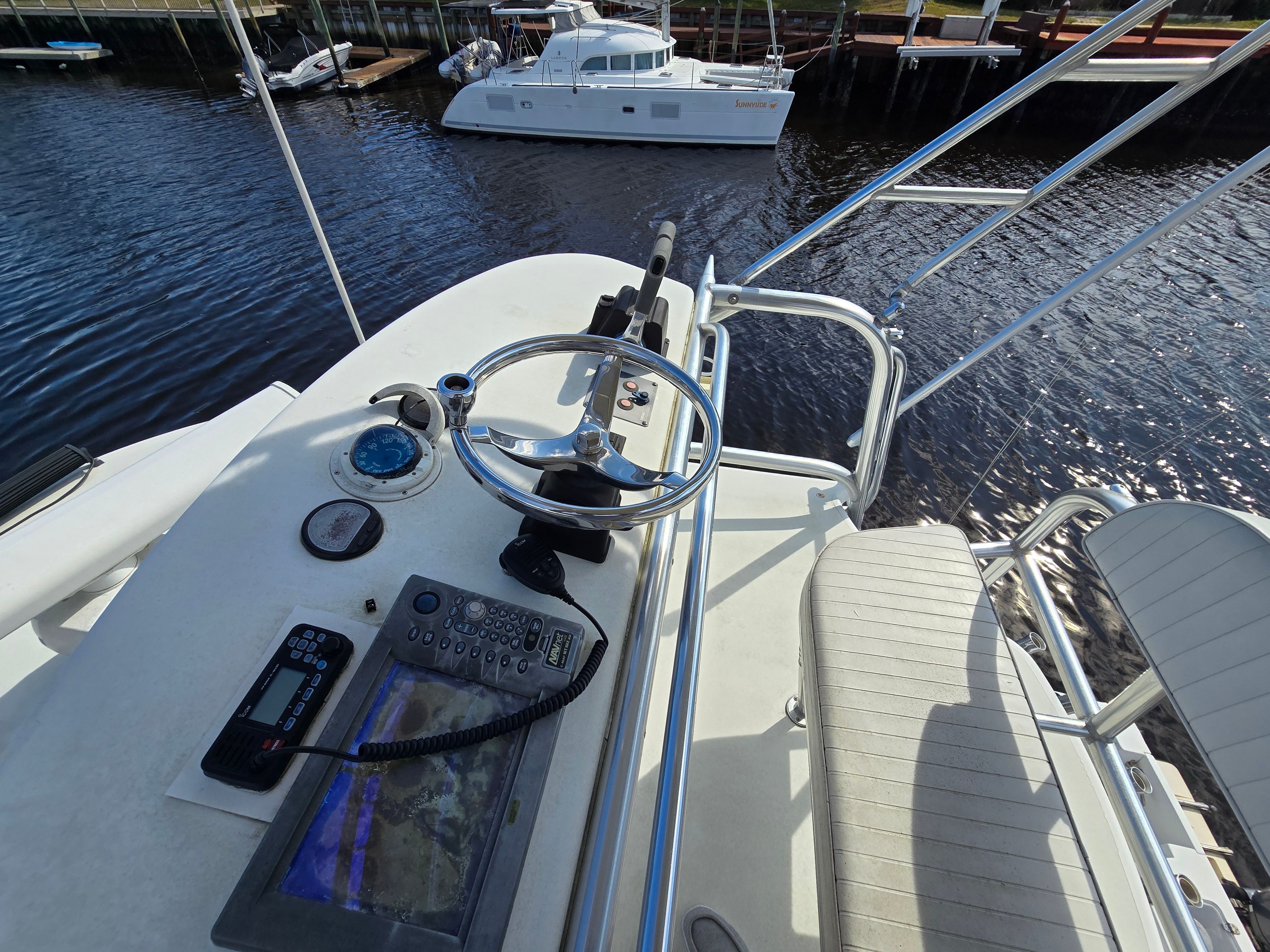 2005 Contender 35SC Express - 48