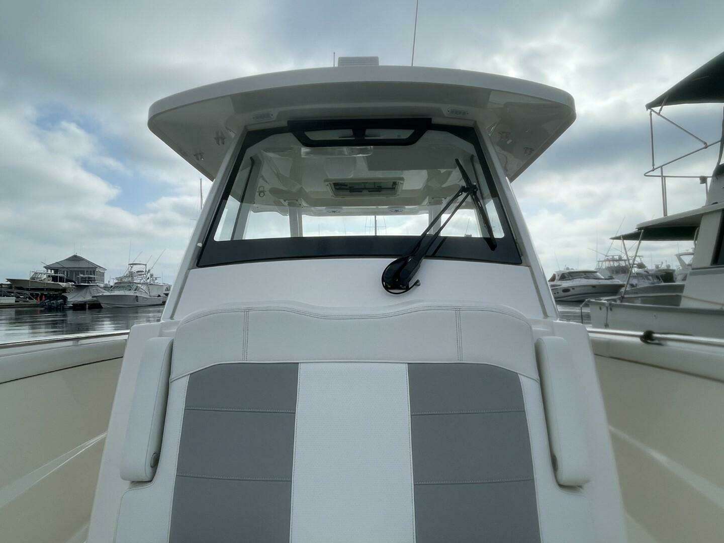 2021 Pursuit S 328 Sport - Image 7