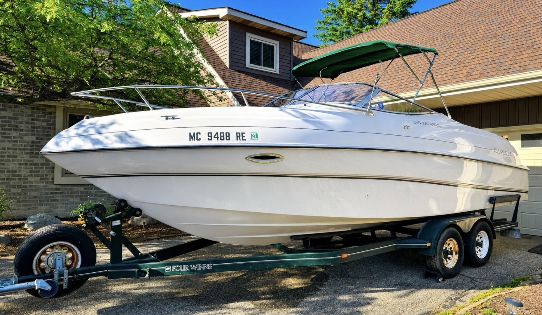 1996 Four Winns 245 SunDowner - Image 5