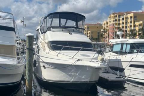2003 Silverton 35 Motor Yacht
