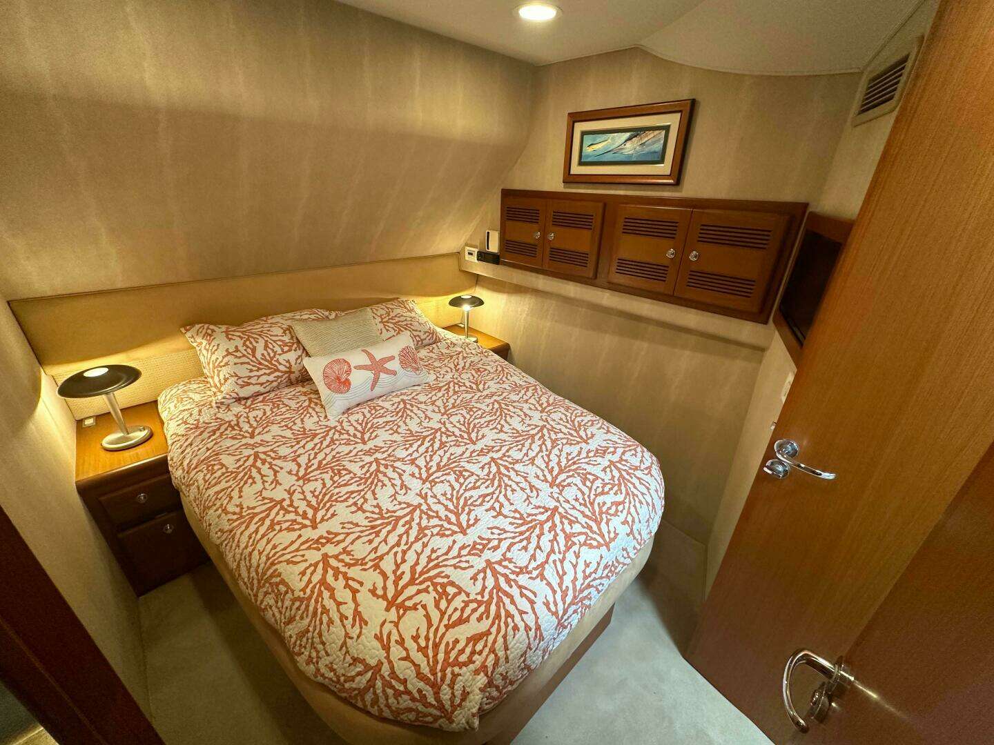 2004 Cabo 48 Flybridge - Image 32