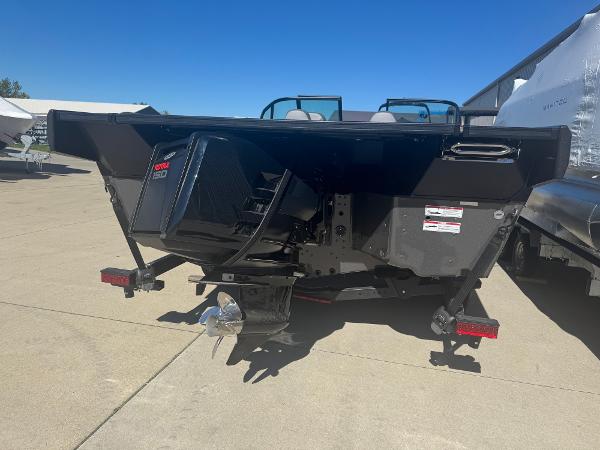 2025 Alumacraft Trophy 185X SC Rotax S boat rear view on pavement.