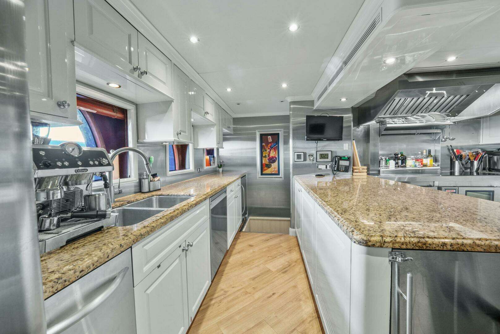 2005 Trinity Yachts Tri-Deck - Image 42