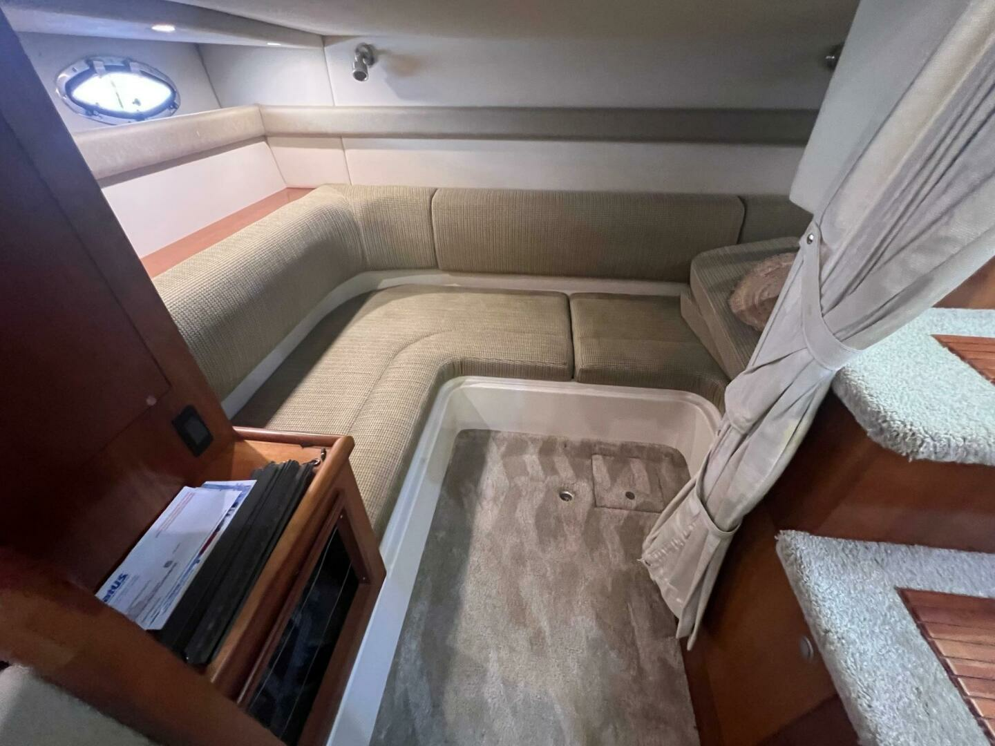 2007 Cruisers Yachts 340 Express - Image 20
